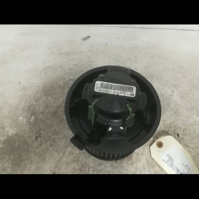 Ventilateur de chauffage occasion PEUGEOT 207 Phase 1 04-2006->06-2013 1.6 HDI 16v 90ch 6441V5 2