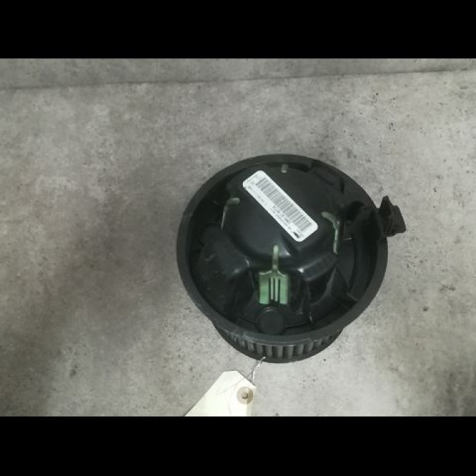 Ventilateur de chauffage occasion PEUGEOT 207 Phase 1 04-2006->06-2013 1.6 HDI 16v 90ch 6441V5 2