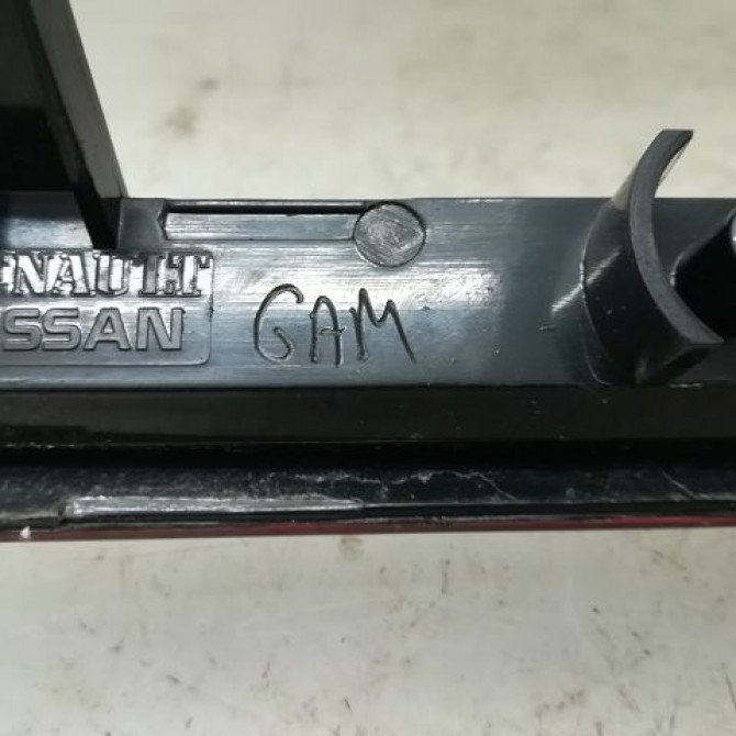 Feux stop supplementaire occasion RENAULT CAPTUR Phase 1 02-2013->... 1.2i 118 16V 265902759R 3