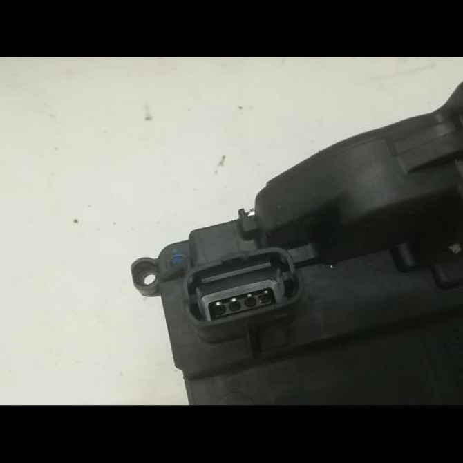 Serrure porte arg occasion RENAULT MEGANE III Phase 2 01-2012->06-2014 1.5 DCI 8v 110ch 825030574R 4