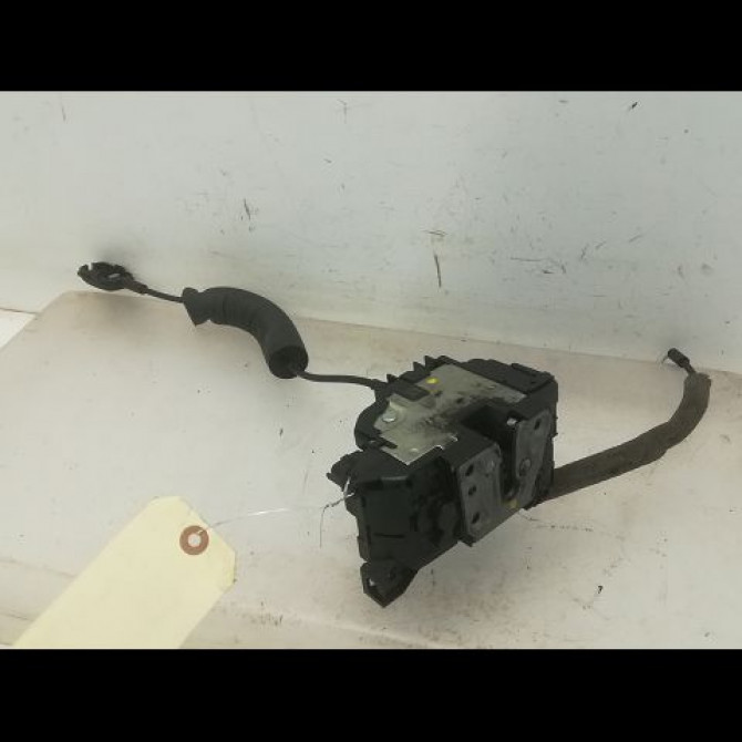 Serrure porte ard occasion RENAULT MEGANE III Phase 2 01-2012->06-2014 1.5 DCI 8v 110ch 825028873R 1