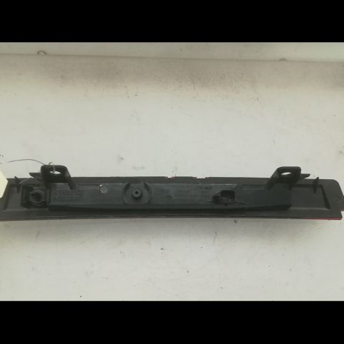 Feux stop supplementaire occasion RENAULT CAPTUR Phase 1 02-2013->... 0.9 90 ch 265902759R 2