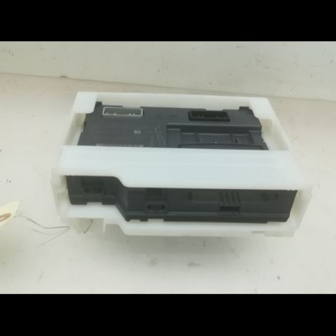 Lecteur de carte occasion RENAULT CAPTUR Phase 1 02-2013->... 0.9 90 ch 285902598R 1