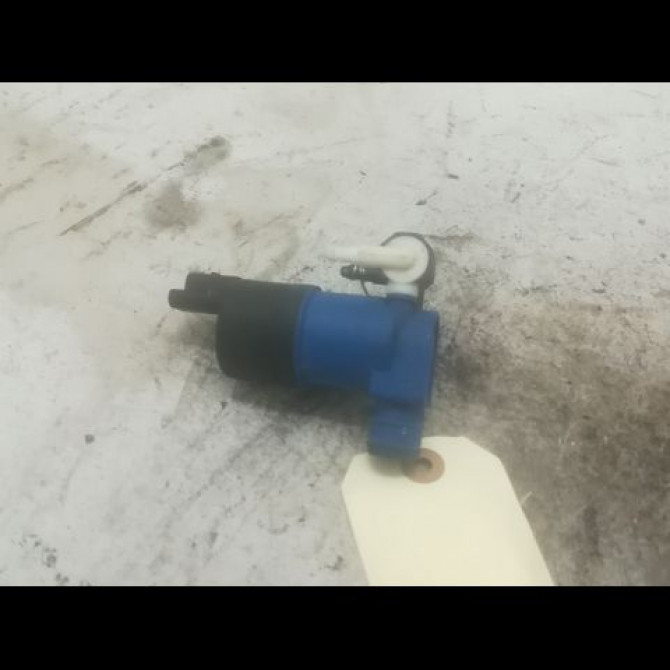 Pompe lave-glace avant occasion RENAULT CAPTUR Phase 1 02-2013->... 0.9 90 ch 8200316568 1