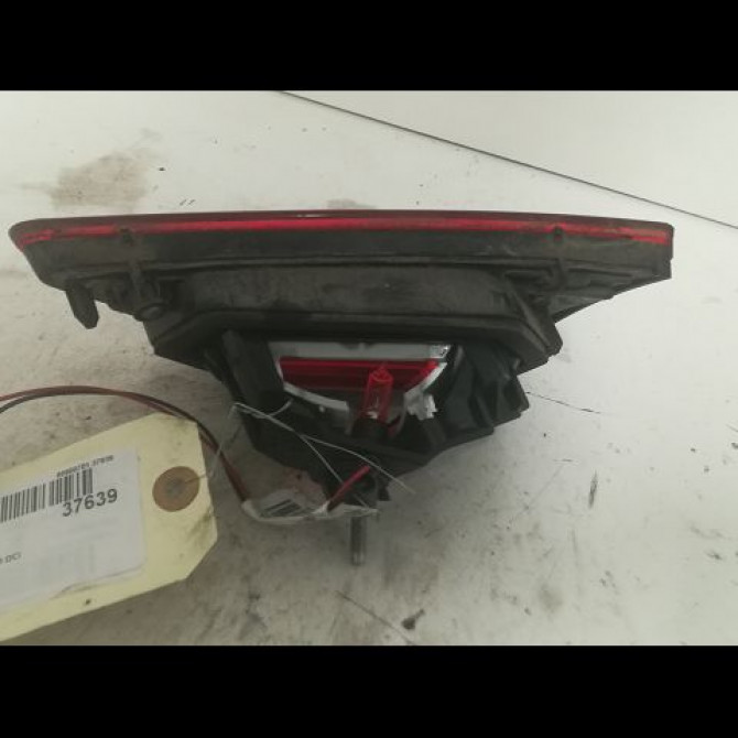 Feu arrière interieur gauche occasion RENAULT CLIO IV Phase 1 07-2012->... 1.5 DCI 90ch 2