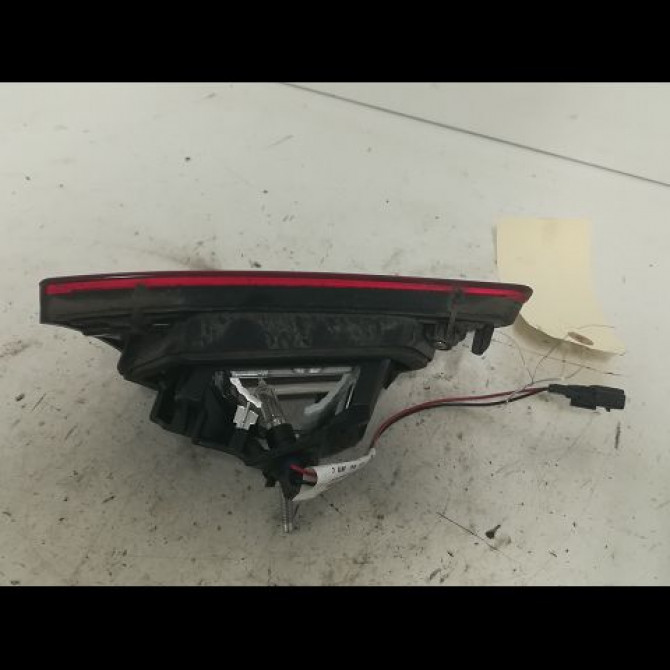 Feu arrière intérieur droit occasion RENAULT CLIO IV Phase 1 07-2012->... 1.2i 16v 75ch 2