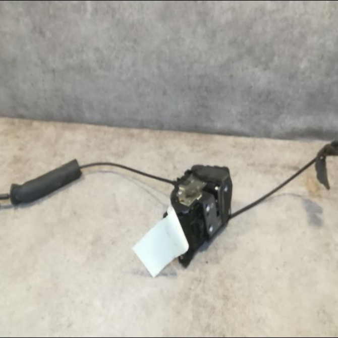 Serrure porte ard occasion RENAULT MEGANE III Phase 2 01-2012->06-2014 825028873R 1