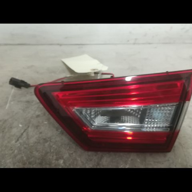 Feu arrière intérieur droit occasion RENAULT CLIO IV Phase 1 07-2012->... 0.9 TCE 90ch 1