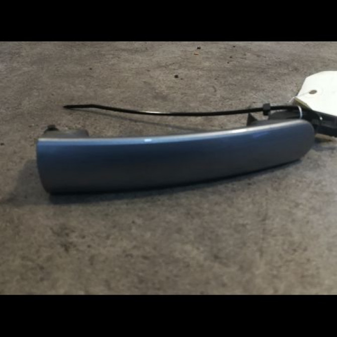 Poignee ext porte arg occasion VOLKSWAGEN POLO IV Phase 2 05-2005->09-2009 1.4 TDI 70ch 3B0837207GGRU 1