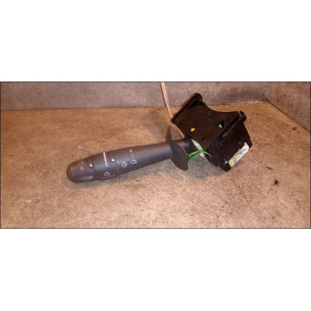 Commande essuie glace occasion RENAULT ESPACE IV Phase 1 09-2002->03-2006 2.2 DCI 7701048915