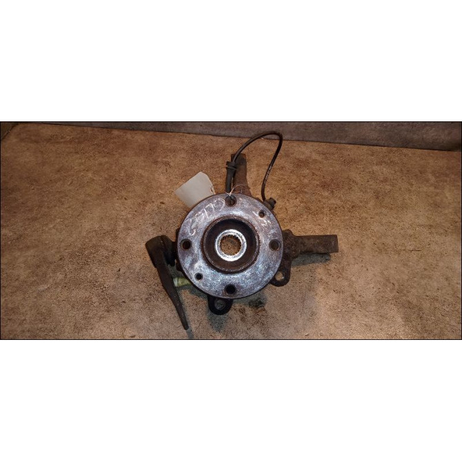 Moyeu avd occasion RENAULT CLIO II Phase 2 06-2001->07-2006 1.5 DCI 65ch 8200208332 2