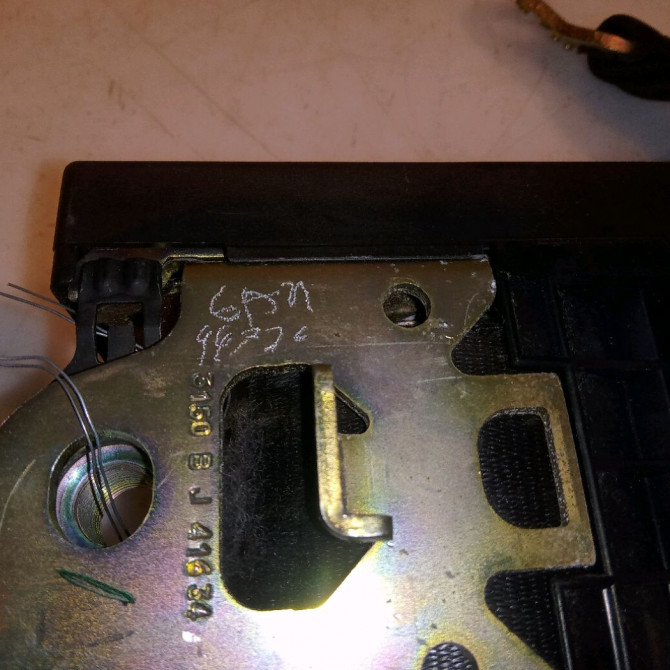 Ceinture avant droite occasion VOLKSWAGEN PASSAT IV Phase 2 10-2000->03-2005 1.9 TDI 130ch 3B1857706HHCP 3