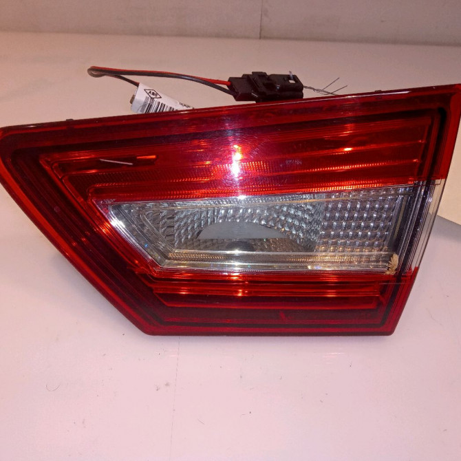 Feu arrière interieur gauche occasion RENAULT CLIO IV Phase 1 07-2012->... 1.5 DCI 90ch 1