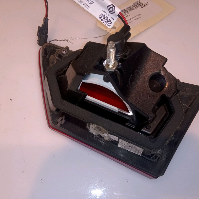Feu arrière intérieur droit occasion RENAULT CLIO IV Phase 1 07-2012->... 1.5 DCI 90ch 2