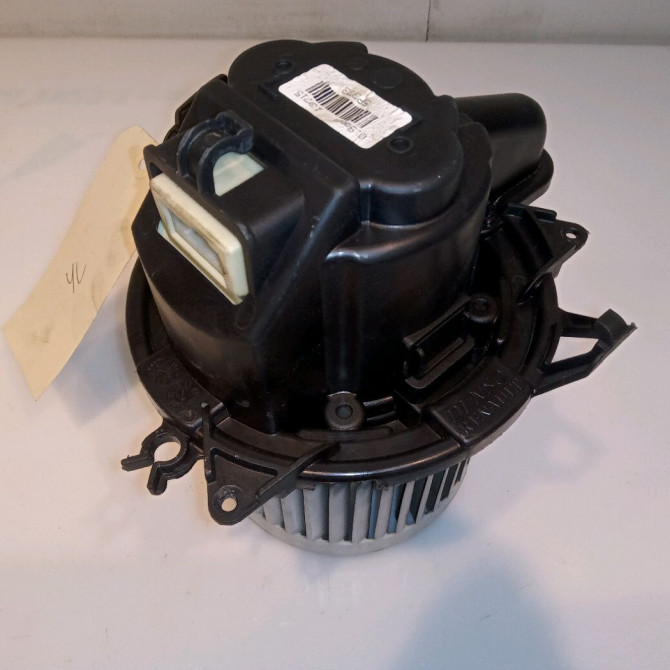 Ventilateur de chauffage occasion RENAULT CLIO IV Phase 1 07-2012->... 1.5 DCI 90ch 272101005R 2