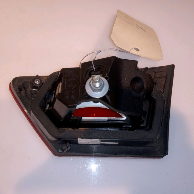 Feu arrière intérieur droit occasion RENAULT CLIO IV Phase 1 07-2012->... 1.5 DCI 90ch 2