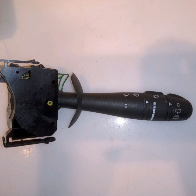 Commande essuie glace occasion RENAULT ESPACE IV Phase 1 09-2002->03-2006 2.2 DCI 7701048915 1