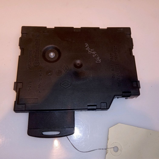 Lecteur de carte occasion RENAULT CLIO IV Phase 1 07-2012->... 1.5 DCI 90ch 285902598R 1