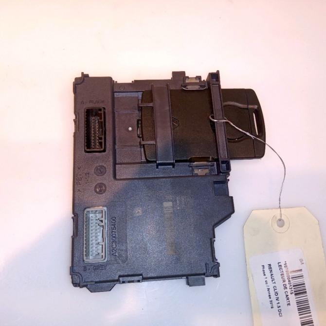 Lecteur de carte occasion RENAULT CLIO IV Phase 1 07-2012->... 1.5 DCI 90ch 285902598R 2