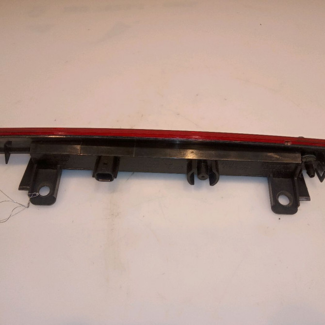 Feux stop supplementaire occasion RENAULT CLIO IV Phase 1 07-2012->... 1.5 DCI 90ch 265902759R 2