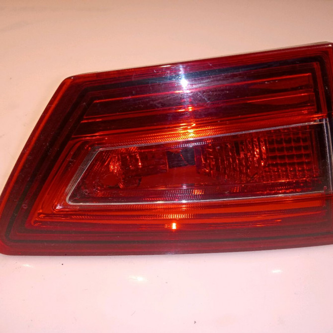 Feu arrière interieur gauche occasion RENAULT CLIO IV Phase 1 07-2012->... 1.5 DCI 90ch 1