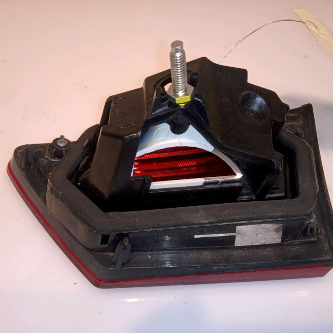 Feu arrière interieur gauche occasion RENAULT CLIO IV Phase 1 07-2012->... 1.5 DCI 90ch 2