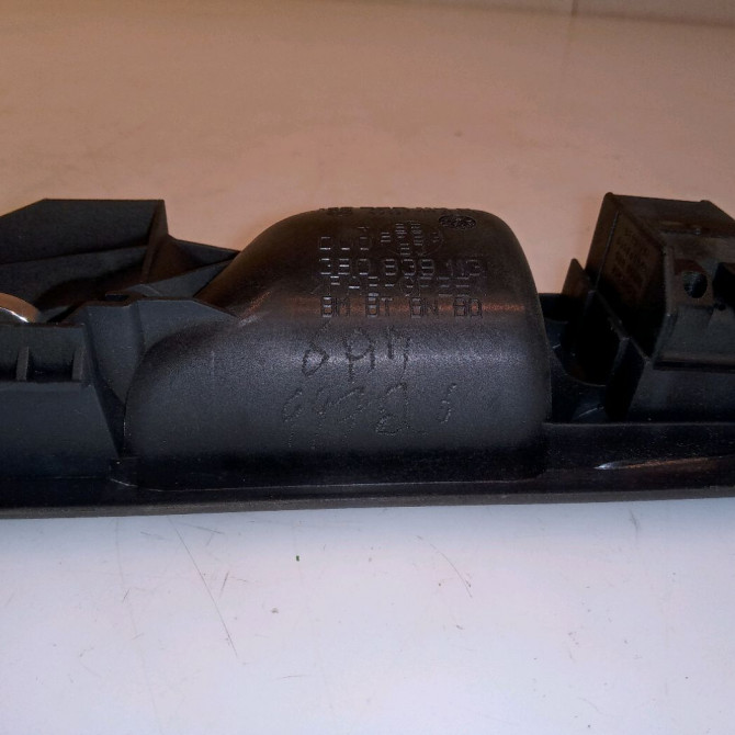 Poignee int porte arg occasion VOLKSWAGEN PASSAT IV Phase 2 10-2000->03-2005 1.9 TDI 130ch 3B0839113BF2AQ 3