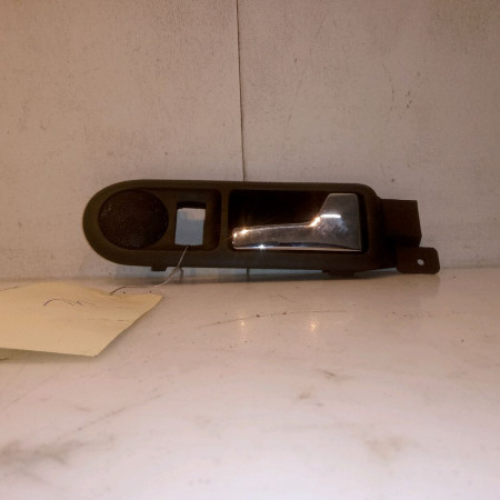 Poignee int porte ard occasion VOLKSWAGEN PASSAT IV Phase 2 10-2000->03-2005 1.9 TDI 130ch 3B0839114BF2AQ