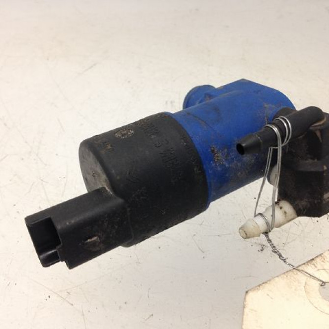 Pompe lave-glace avant occasion RENAULT CLIO IV Phase 1 07-2012->... 8200316568 1