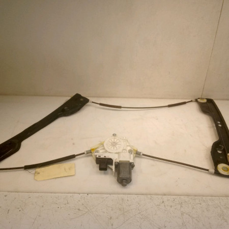 Mecanisme + moteur lève-glace avant droit occasion FIAT FREEMONT Phase 1 04-1995->04-1999 2.0 D 140ch K68043734AA