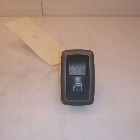 Commande leve-glace porte arrière droite occasion MERCEDES CLASSE A II Phase 1 12-2004->04-2008 A 180 CDI 25182005109174