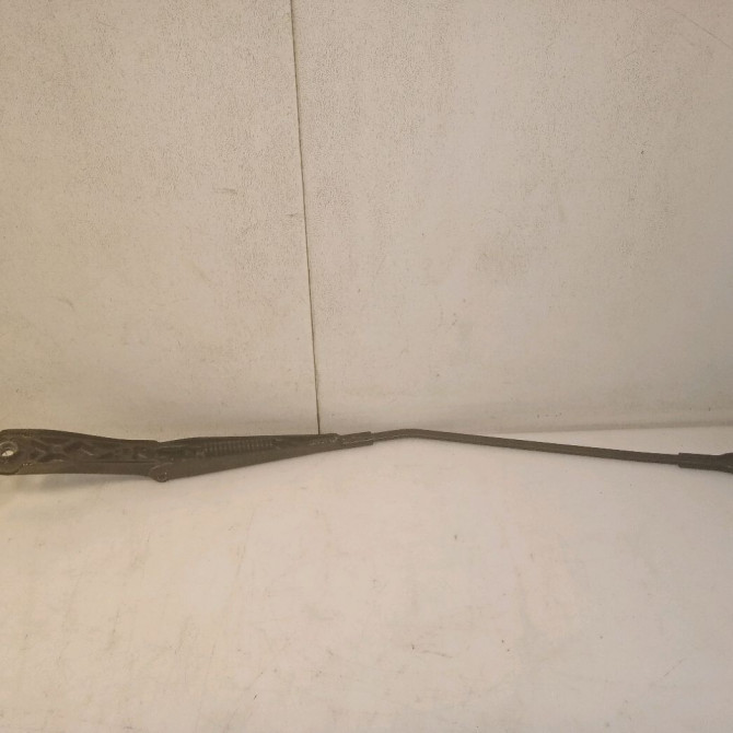 Bras essuie-glace avant gauche occasion MERCEDES CLASSE A II Phase 1 12-2004->04-2008 A 180 CDI 1698200144 2