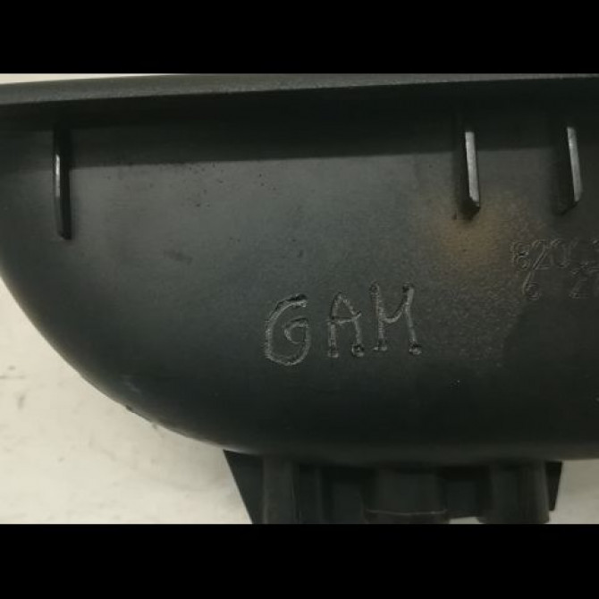 Commande lève-glace porte avant droite occasion RENAULT CLIO III Phase 1 09-2005->03-2009 1.5 DCI 70ch 4