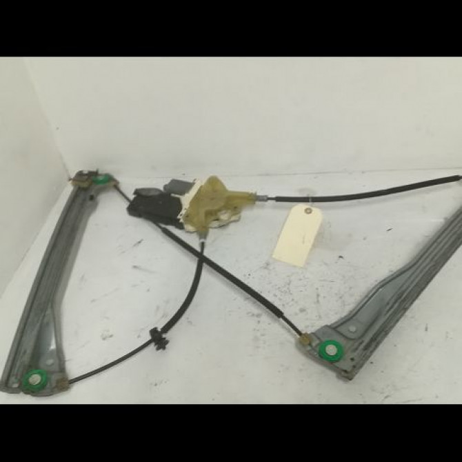 Mecanisme+moteur leve-glace avg occasion RENAULT LAGUNA III Phase 1 ESTATE 10-2007->10-2010 1.5 DCI 110ch 807010002R 2