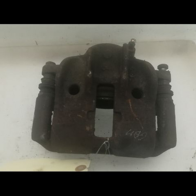 Etrier de frein avant gauche occasion CITROEN XSARA phase 1 BREAK 02-1998->09-2000 1.9 D 69ch 4401A8 1