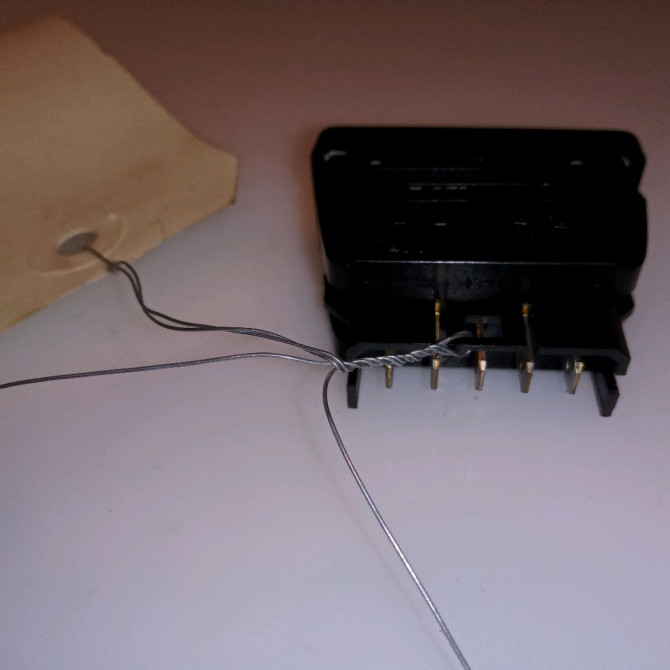 Commande lève-glace porte avant droite occasion PEUGEOT 106 Phase 2 04-1996->09-2003 1.1i 60ch 6552R4 2