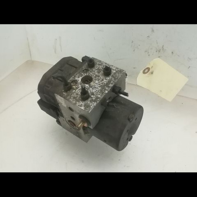 Unité hydraulique ABS occasion TOYOTA YARIS I Phase 1 04-1999->03-2003 1.0 440500D012 2