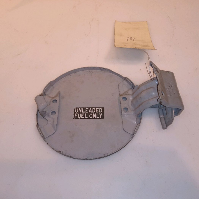 Volet de trappe carburant occasion TOYOTA YARIS I Phase 1 04-1999->03-2003 7735052010 2