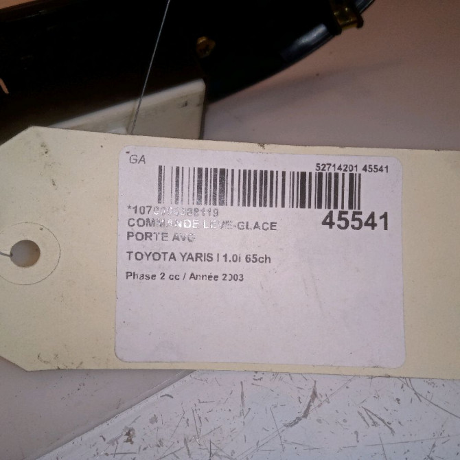 Commande lève-glace porte avant gauche occasion TOYOTA YARIS I Phase 2 03-2003->12-2005 1.0i 65ch 848200D040 5