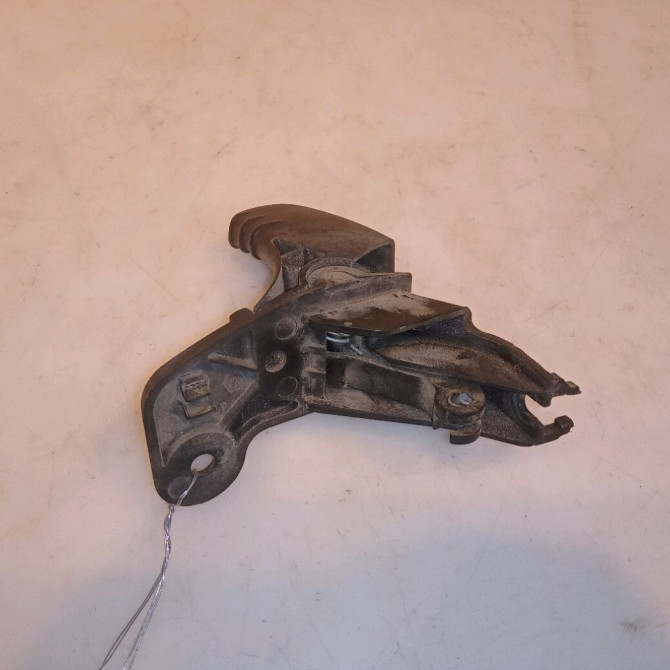 Poignee ext porte avd occasion RENAULT TWINGO II Phase 1 06-2007->11-2011 1.2i 60ch 8200385179 2