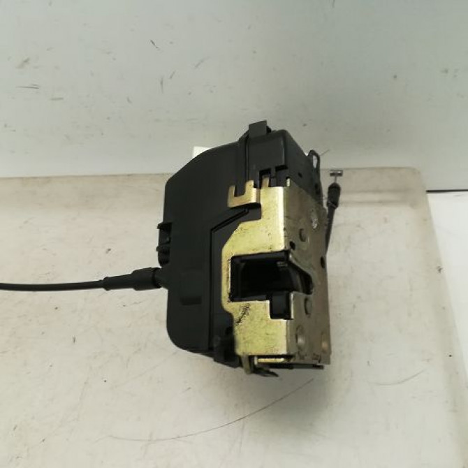 Serrure porte ard occasion RENAULT ESPACE IV Phase 1 09-2002->03-2006 2.2 DCI 8200017964 2