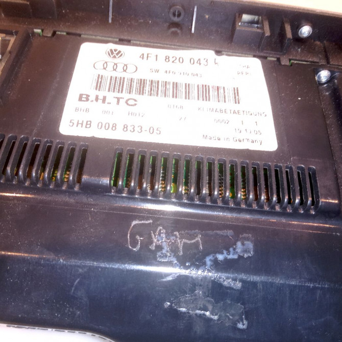 Commande de chauffage occasion AUDI A6 III Phase 1 05-2004->10-2008 2.4i V6 180ch 3