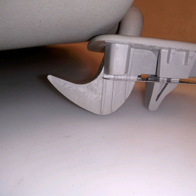 Pare-soleil gauche occasion RENAULT ESPACE IV Phase 1 09-2002->03-2006 2.2 DCI 8200413904 3