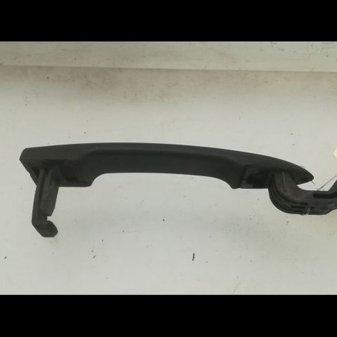 Poignee ext porte avg occasion RENAULT CLIO III Phase 1 09-2005->03-2009 1.5 DCI 70ch 7701475753 2