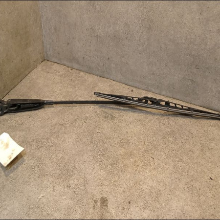 Bras essuie-glace avant droit occasion RENAULT CLIO II Phase 2 06-2001->07-2006 1.2 16v 288815109R