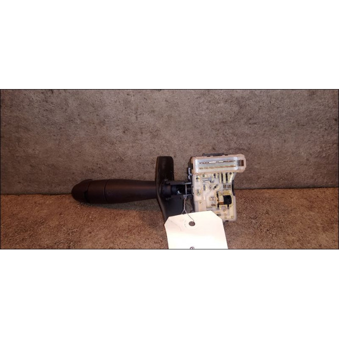 Commande essuie glace occasion RENAULT CLIO CAMPUS II Phase 1 07-2006->07-2009 1.5 DCI 70ch 2