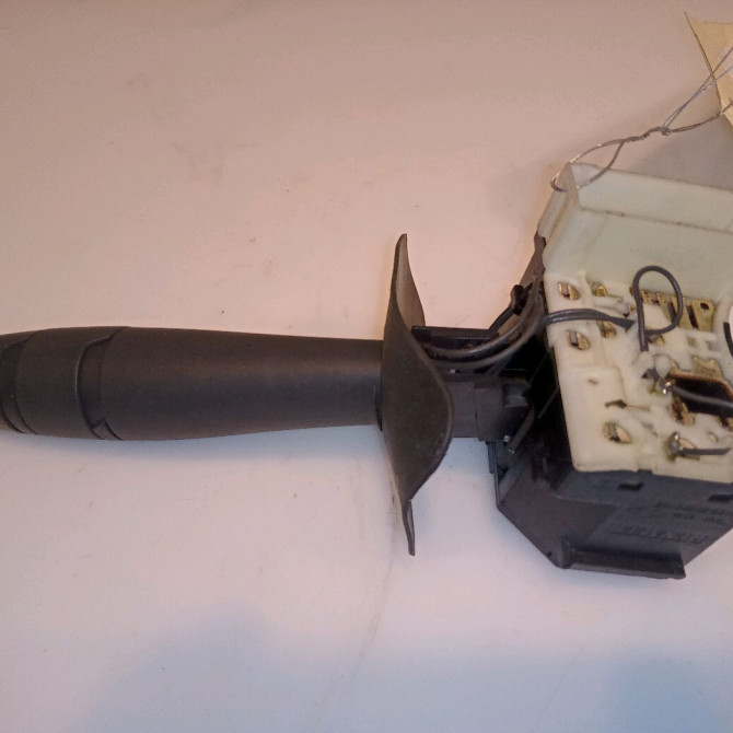 Commande essuie glace occasion RENAULT CLIO CAMPUS II Phase 1 07-2006->07-2009 1.5 DCI 65ch 2