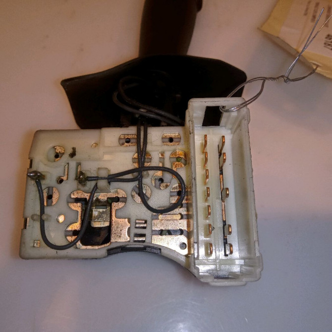 Commande essuie glace occasion RENAULT CLIO CAMPUS II Phase 1 07-2006->07-2009 1.5 DCI 65ch 3