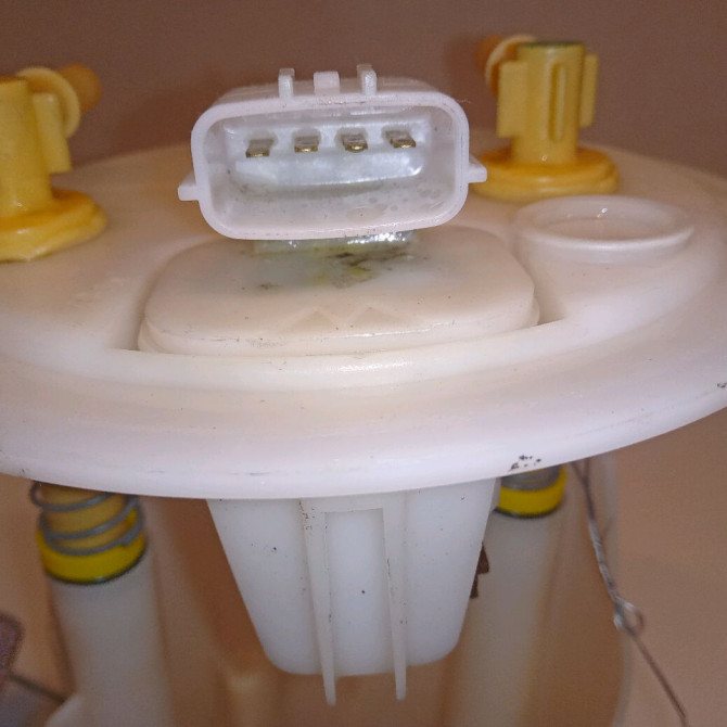 Jauge a carburant occasion RENAULT CLIO CAMPUS II Phase 1 07-2006->07-2009 1.5 DCI 65ch 8200907347 4