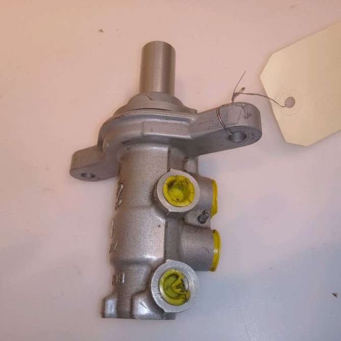 Maitre cylindre occasion RENAULT KANGOO II Phase 2 01-2013->... 1.5 DCI 75ch 460117576R 3